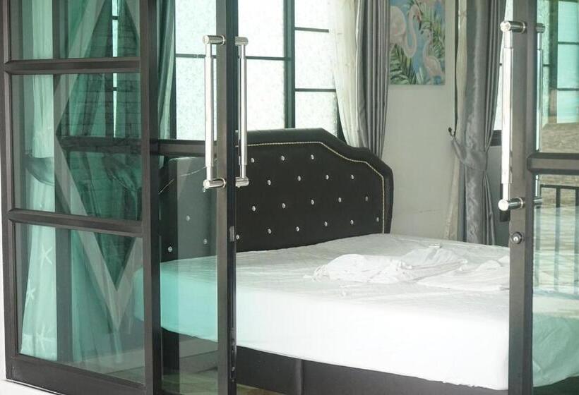 Hotel Chaiyai River Front