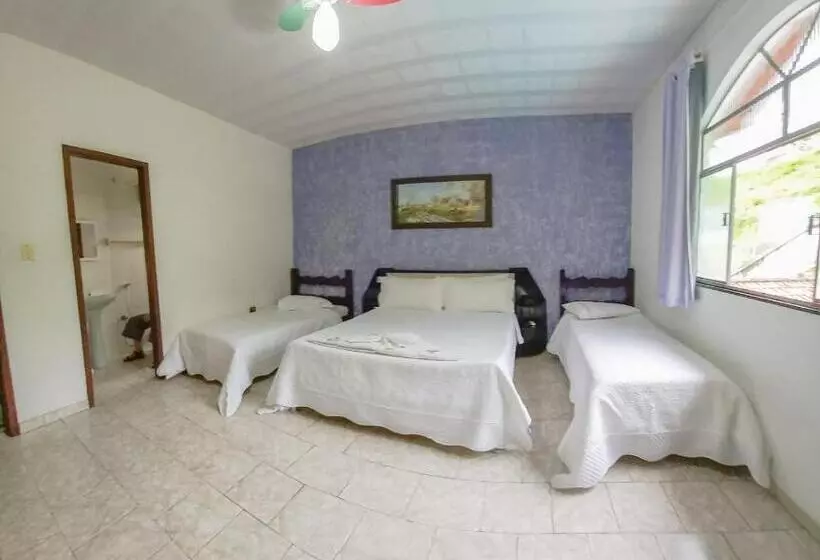 ホテル Pousada E Chalés Arco íris