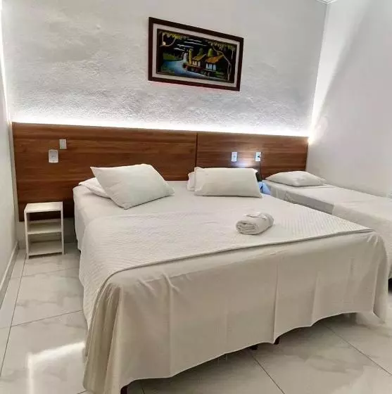 ホテル Pousada E Chalés Arco íris