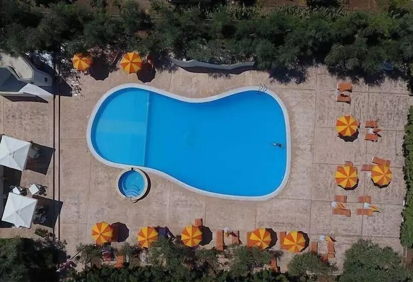 Hotelli Residence Villa Candida