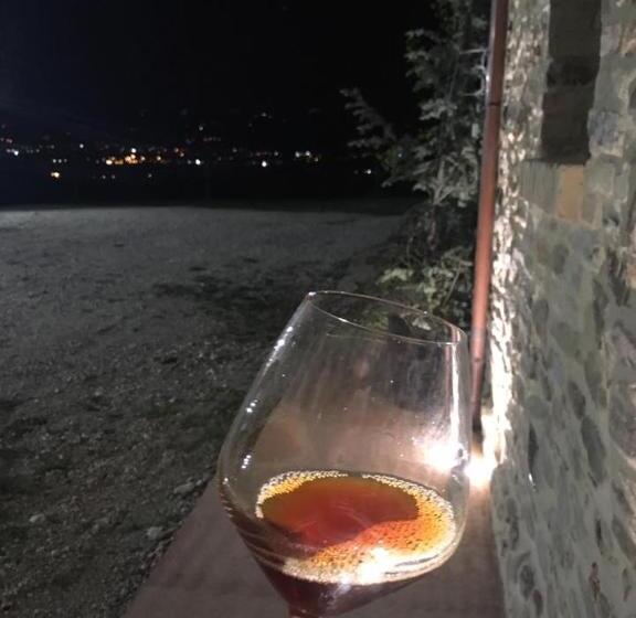 田舎風ホテル Azienda Agricola Perconti