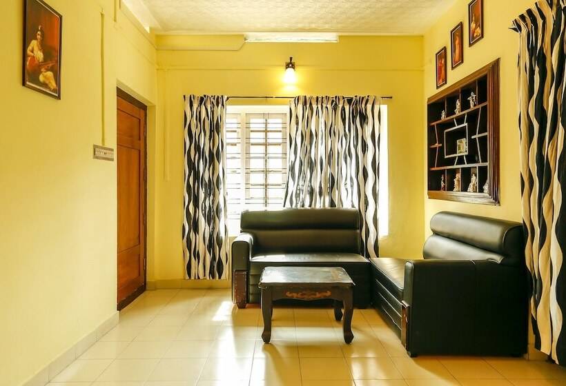 בית מלון כפרי Skyridge Munnar