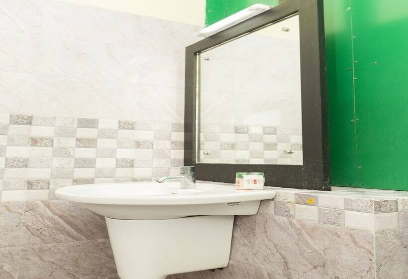 בית מלון כפרי Skyridge Munnar