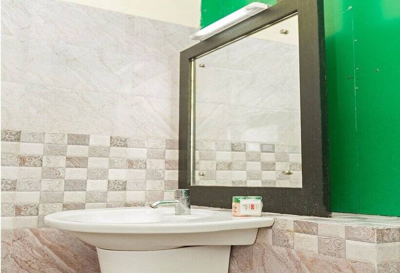 בית מלון כפרי Skyridge Munnar