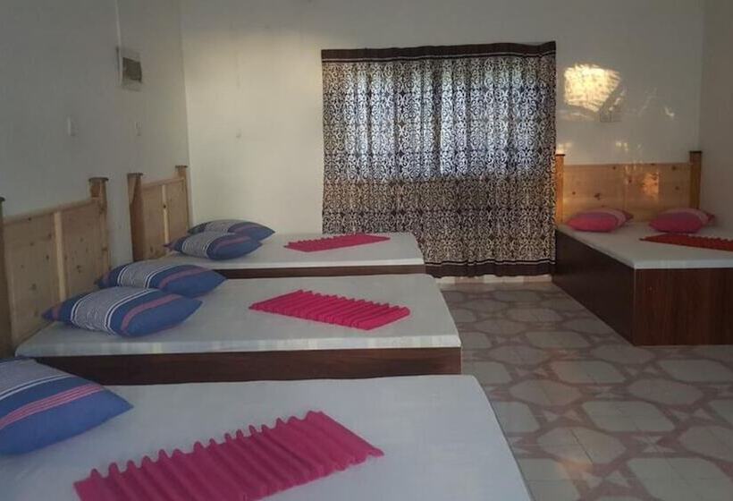 Пансион Palm Hill Guest House