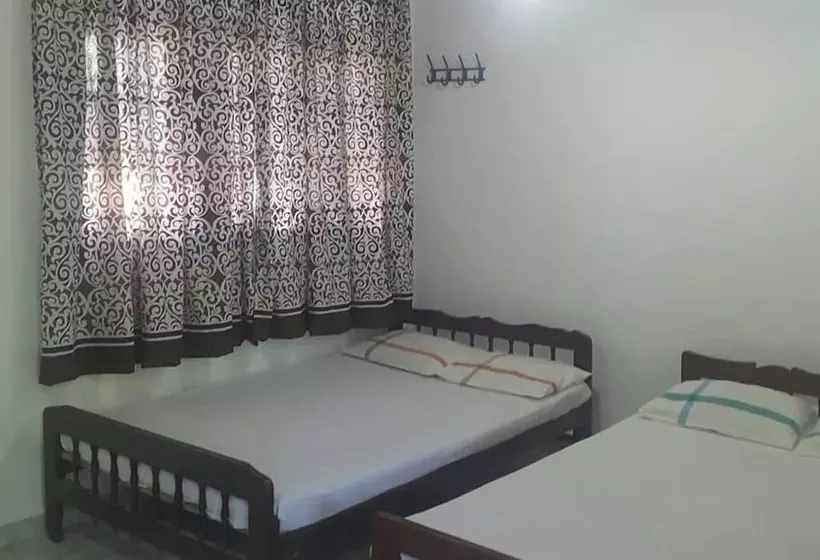 Majatalo Palm Hill Guest House