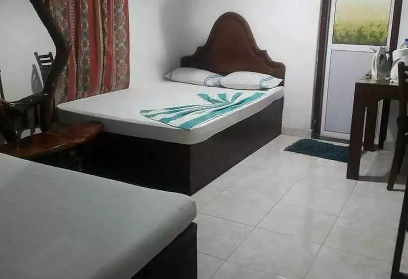 Majatalo Palm Hill Guest House