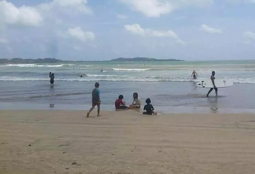 Majatalo Palm Hill Guest House