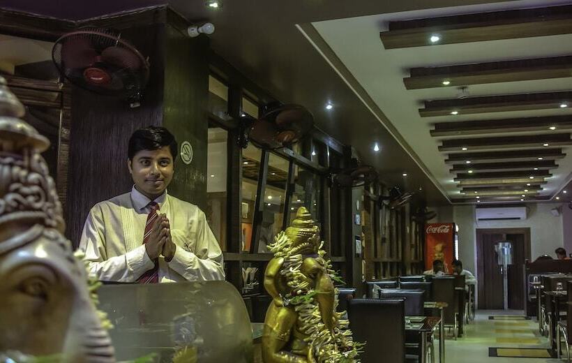 Rajnandini Hotel And Banquet