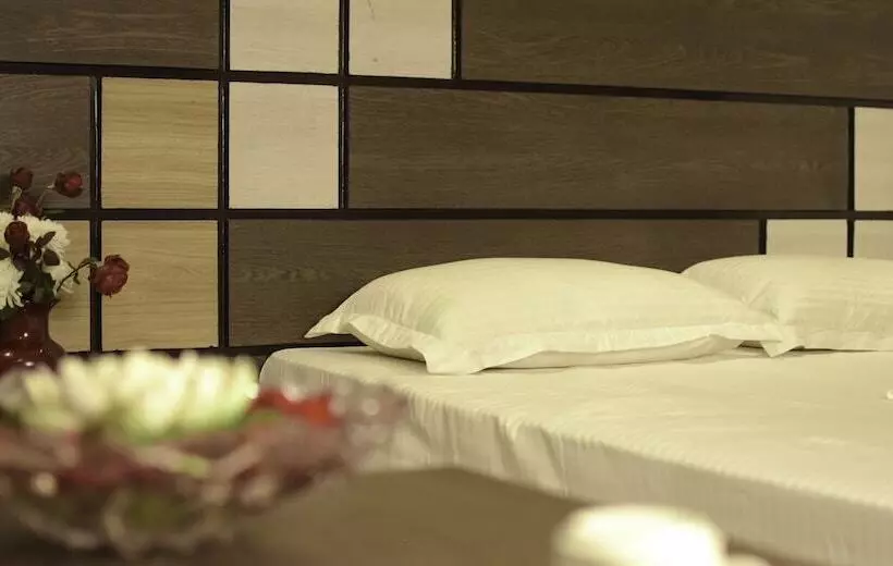 Rajnandini Hotel And Banquet