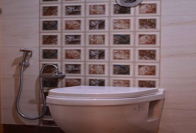 Rajnandini Hotel And Banquet