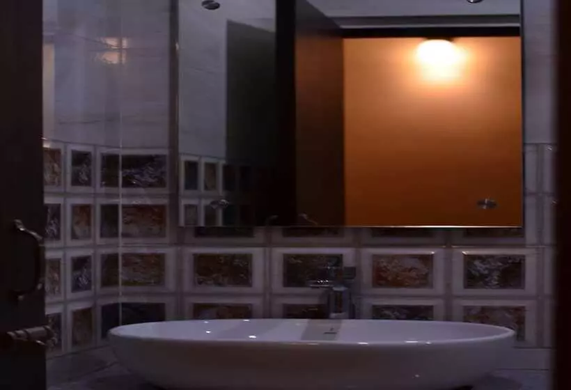 Rajnandini Hotel And Banquet