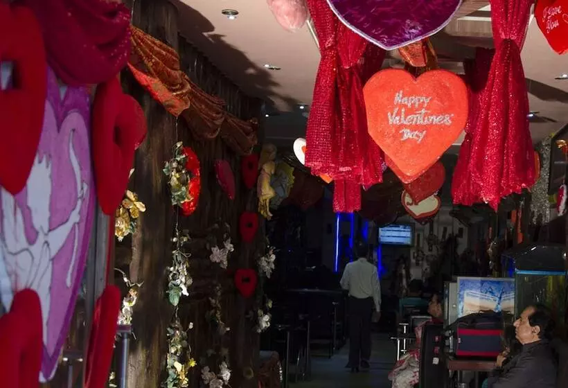 Rajnandini Hotel And Banquet