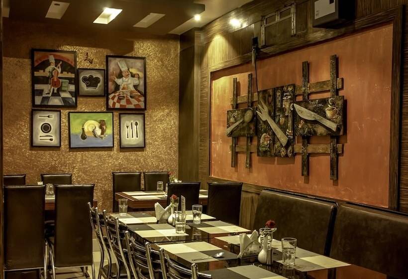 Rajnandini Hotel And Banquet