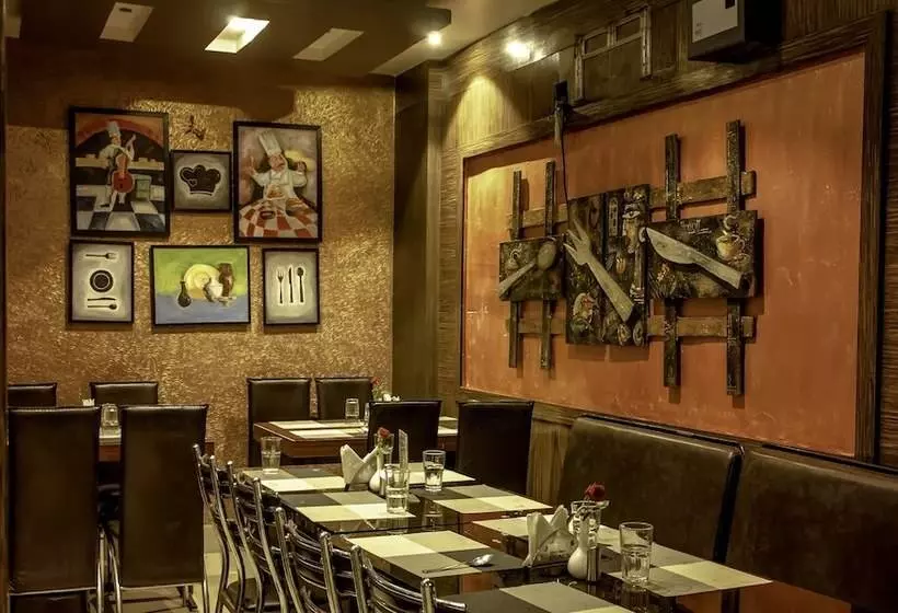 Rajnandini Hotel And Banquet