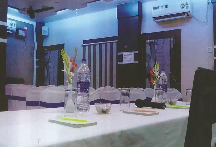 Rajnandini Hotel And Banquet