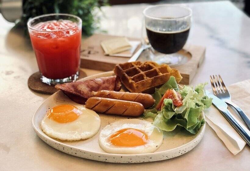 Tolopoti Hotel & Resort