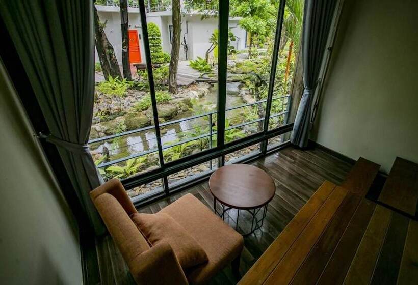 Tolopoti Hotel & Resort