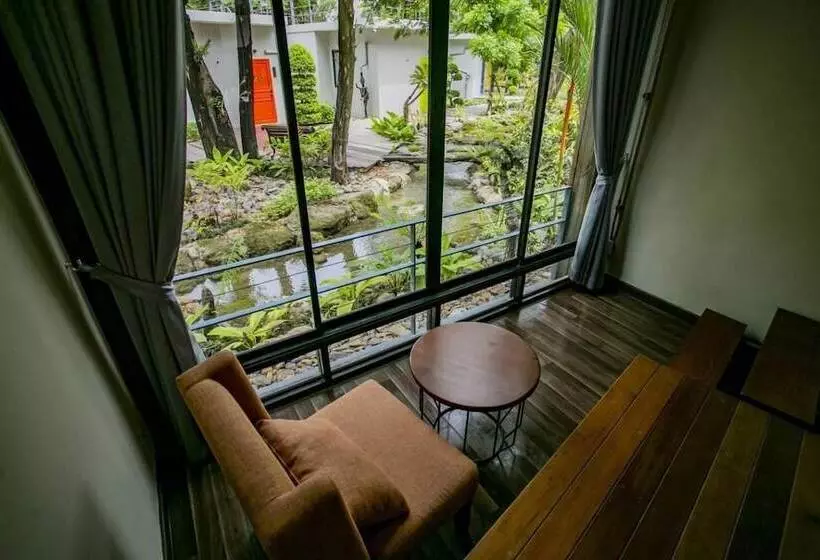 Tolopoti Hotel & Resort