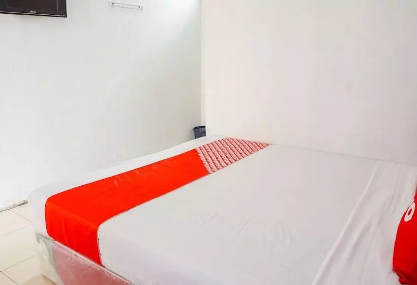 ユースホステル Cempaka Homestay By Oyo Rooms