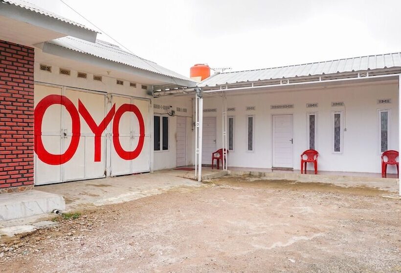 فندق صغير Cempaka Homestay By Oyo Rooms