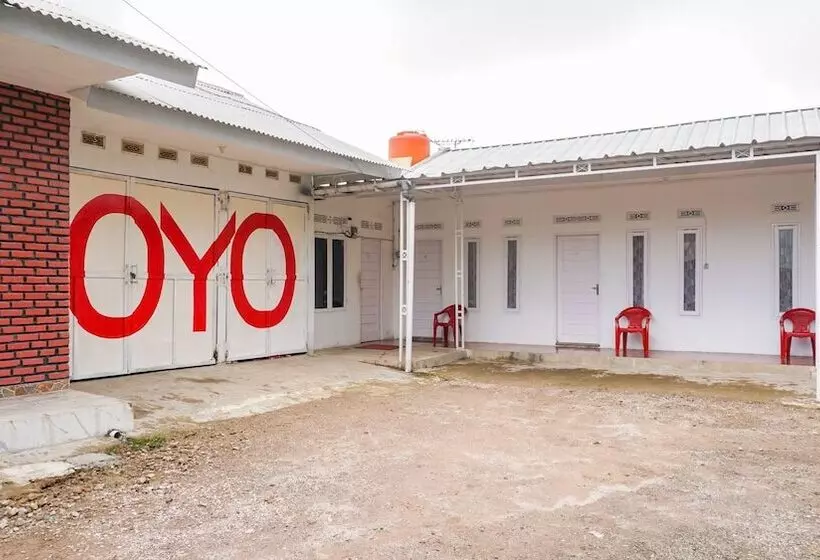 ユースホステル Cempaka Homestay By Oyo Rooms
