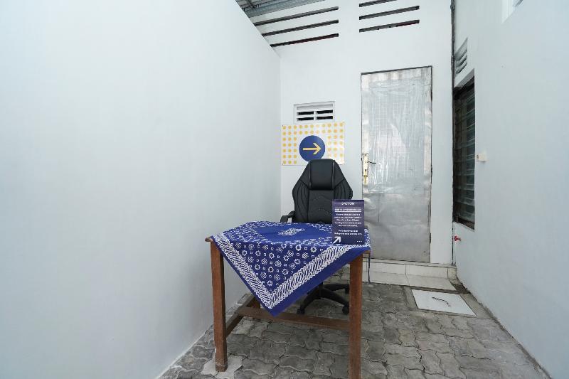 旅馆 Spot On 2479 Berkah Residence Syariah