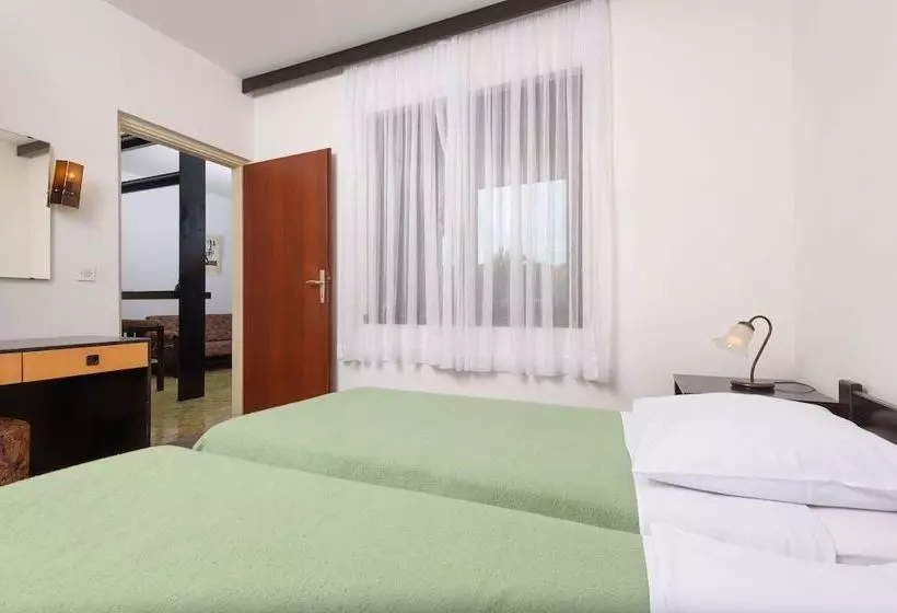 Apartments Medena Budget