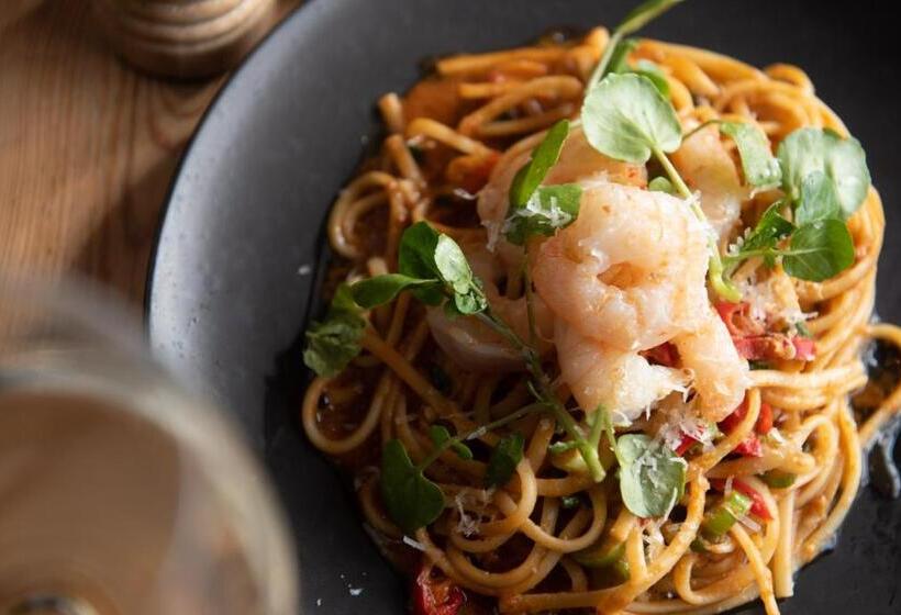 مبيت وإفطار The Talkhouse