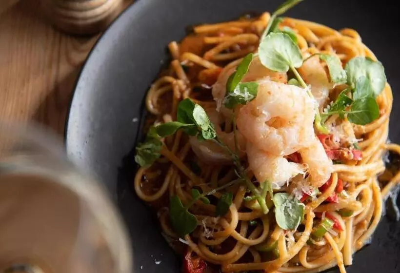 Aamiaismajoitus (B&B) The Talkhouse