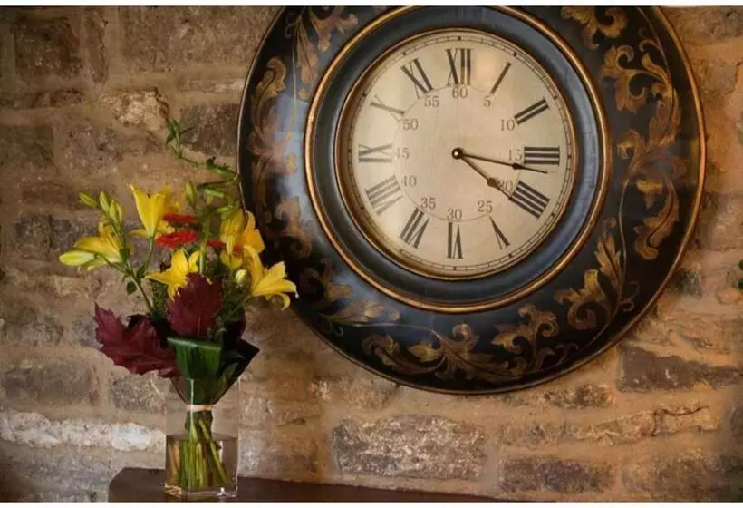 Aamiaismajoitus (B&B) The Talkhouse