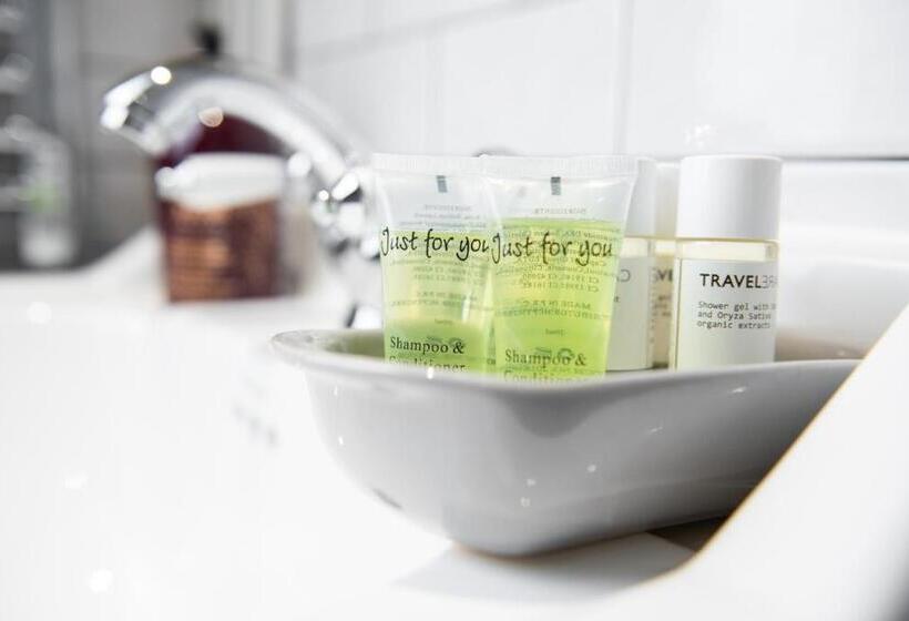 مبيت وإفطار The Talkhouse