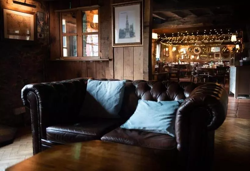 Aamiaismajoitus (B&B) The Talkhouse