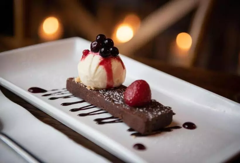 Aamiaismajoitus (B&B) The Talkhouse