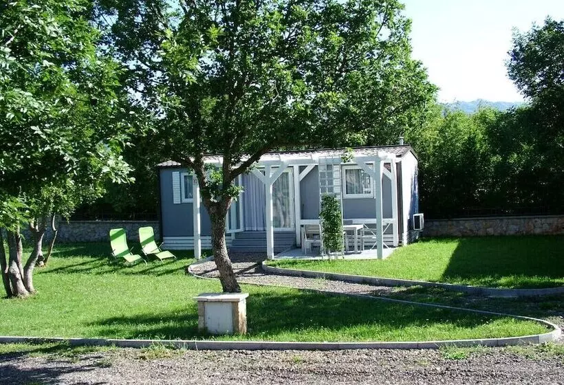 ホテル Camping Village Zrmanja