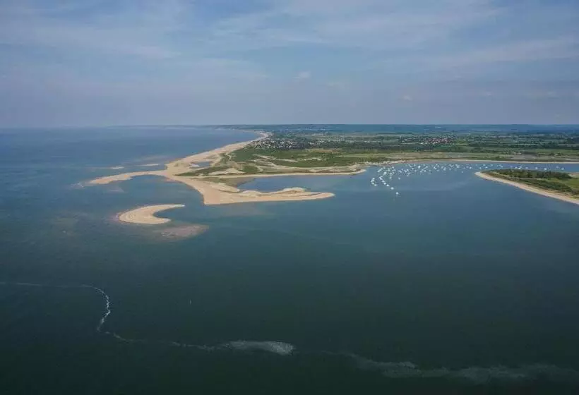 Hotelli Club Bon Séjour La Plage