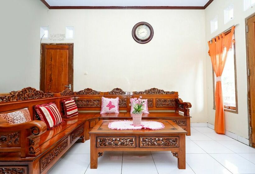 Szálloda Lisshaffa Homestay By Oyo Rooms