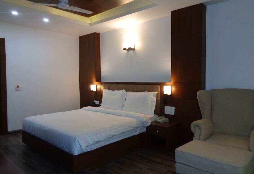 酒店 Splendour Clarks Inn