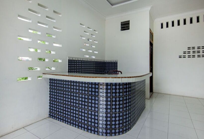 호텔 Wisma Syariah By Oyo Rooms