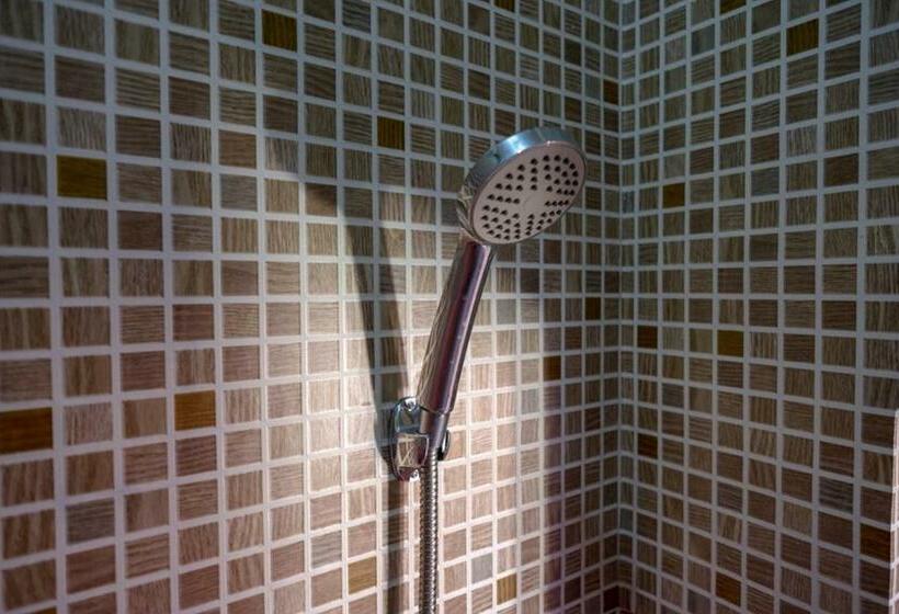 Pensiune Reddoorz Near Rsud Kebumen