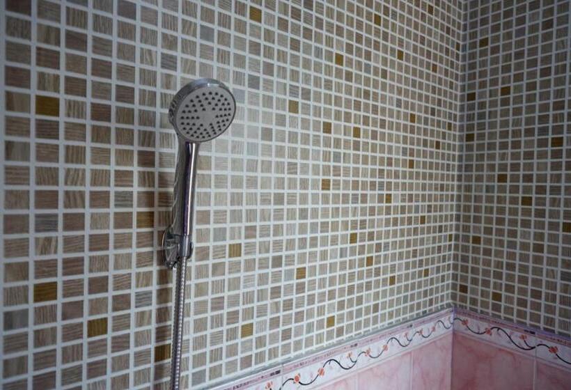 Pensiune Reddoorz Near Rsud Kebumen