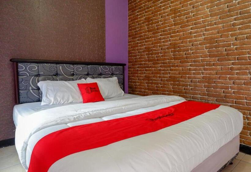 Pensiune Reddoorz Near Rsud Kebumen