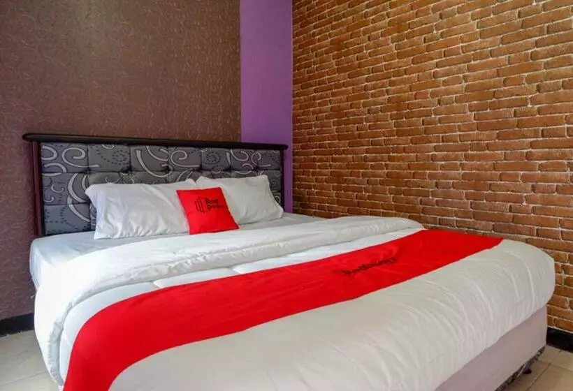 Majatalo Reddoorz Near Rsud Kebumen