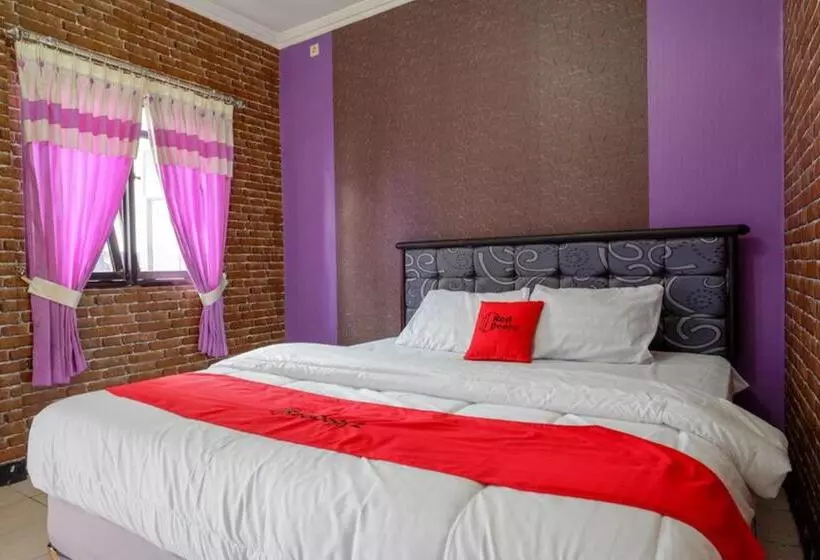 Majatalo Reddoorz Near Rsud Kebumen