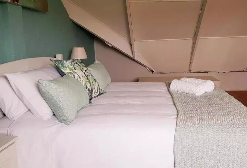 Majatalo West Coast Seaside Getaway