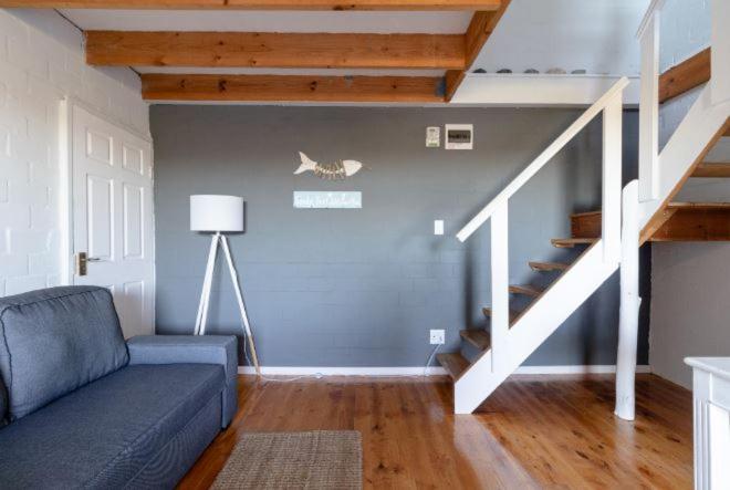 بنسيون West Coast Seaside Getaway