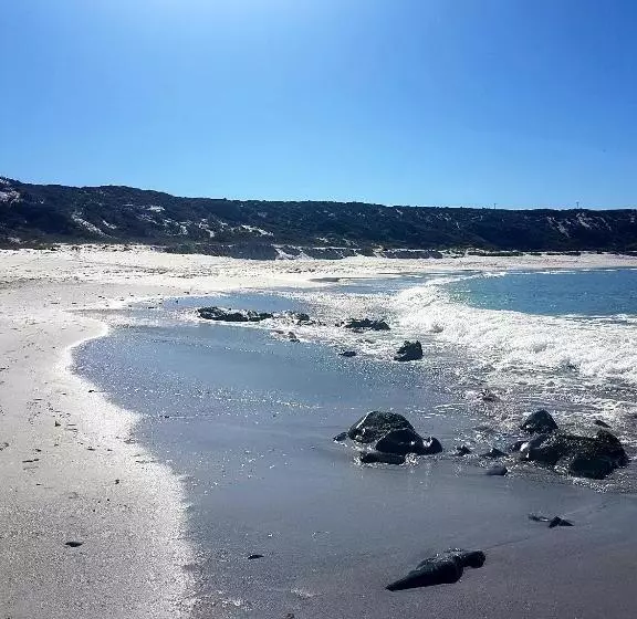 Majatalo West Coast Seaside Getaway