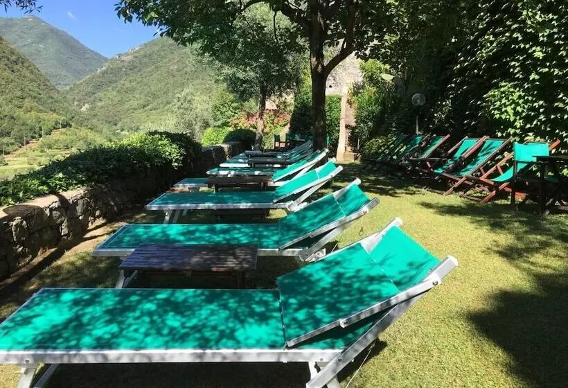 Residenssi Stunning Medieval Mountain Retreat With Pool