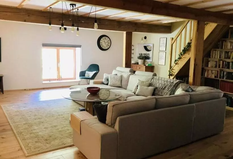 ベッドアンドブレックファースト Aude Escape