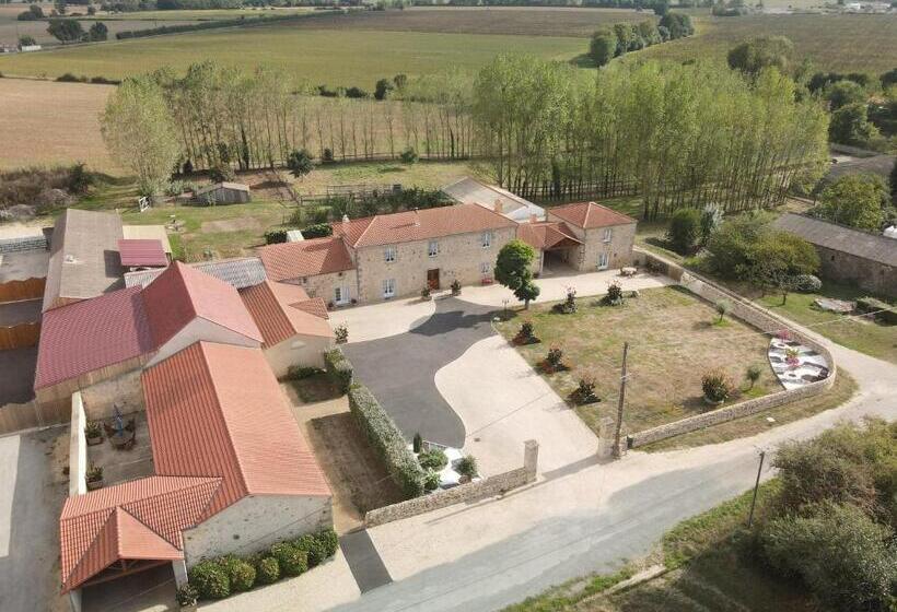 ベッドアンドブレックファースト Le Logis Du Château